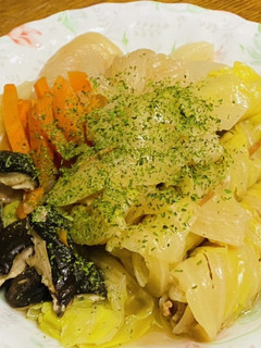 春キャベツと豚バラ肉巻き巻きコンソメ煮-レシピのメイン写真