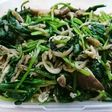 ほうれん草とヒラタケとしらすの炒め物