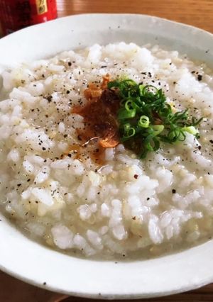 簡単！鶏皮を茹でたスープで♡中華粥-レシピのメイン写真
