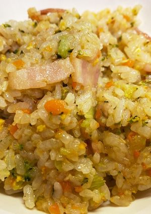 野菜とベーコンと卵の炒めご飯-レシピのメイン写真
