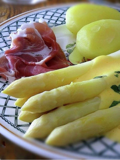 ホワイトアスパラガスの茹で方-レシピのメイン写真