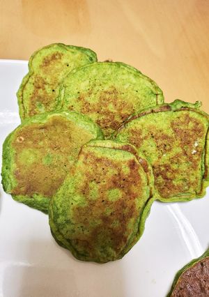 離乳食にも♪小松菜とお豆腐のパンケーキ-レシピのメイン写真