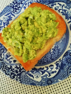 アボカドトースト-レシピのメイン写真
