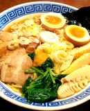 無化調スープのラーメン　発酵筍、発酵玉葱