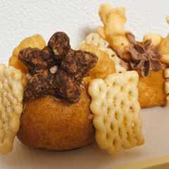 A picture of 子供の日かぶとシュークリーム.