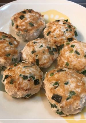 ニラ★鶏つくね(*≧∀≦*)ヘルシー♪♪-レシピのメイン写真