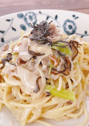 豚しゃぶと塩昆布のクリームパスタ-レシピのメイン写真
