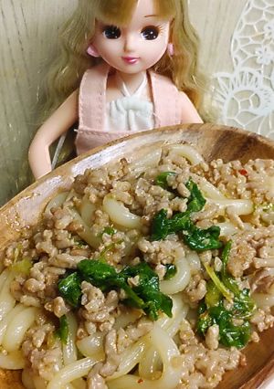 リカちゃん♡ピリ辛!!ひき肉レタスうどん-レシピのメイン写真