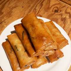 รูปของ 給食の味！春巻き