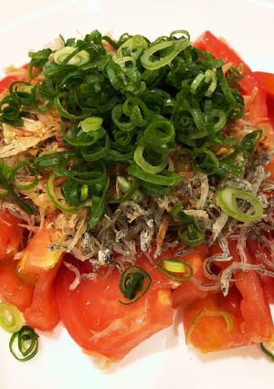 載せるだけ！簡単トマトのおつまみ-レシピのメイン写真