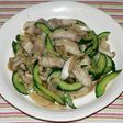 豚バラ肉とキュウリの炒めもの、黒酢風味