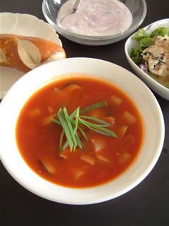 ベーコンと長ねぎのチリトマトスープ-レシピのメイン写真