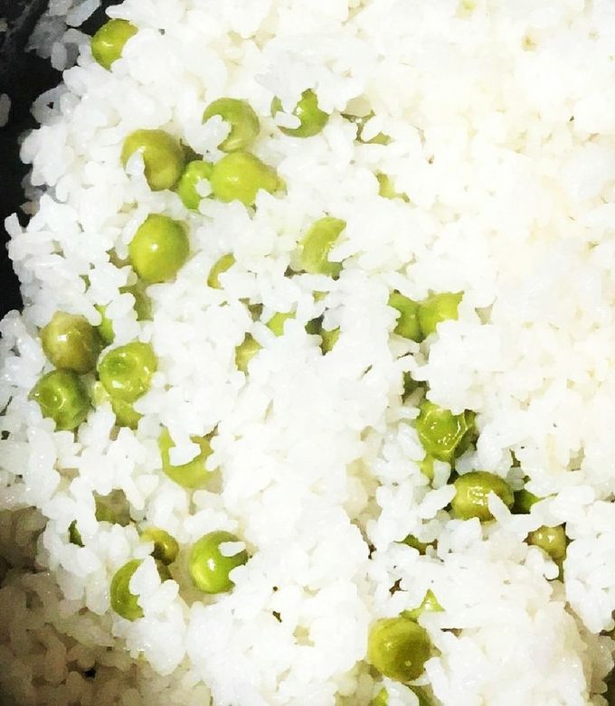 グリーンピースごはん(豆ご飯) by りこたん准将 【クックパッド】 簡単