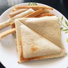 รูปของ 食パンのサンドイッチ