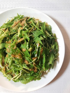 水菜とごまたっぷりのサラダ*・-レシピのメイン写真