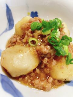 簡単!美味しい!里芋のそぼろ煮-レシピのメイン写真
