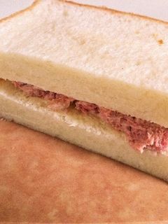 食パン1枚でコンビーフサンドイッチ-レシピのメイン写真