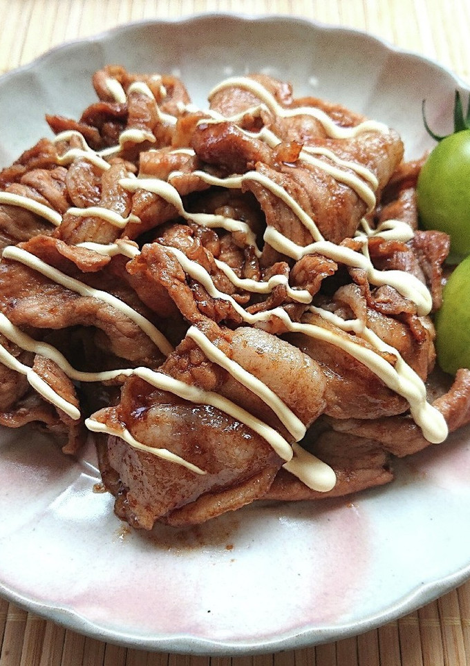 豚こま肉の焼肉のたれ炒めにマヨがけ-レシピのメイン写真