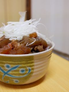 ホルモン煮込み丼!!-レシピのメイン写真
