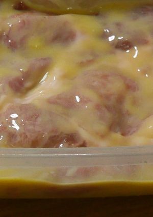 豚ロースの味噌漬け　漬け込み途中-レシピのメイン写真