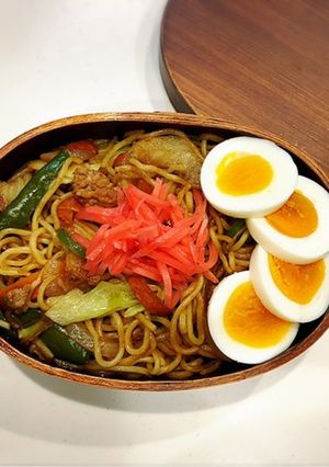 のっけ弁当(焼きそばにゆで卵2)-レシピのメイン写真