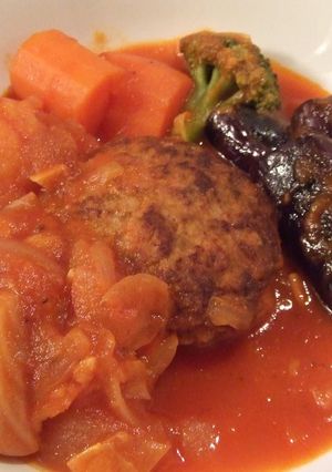 トマトスープの煮込みハンバーグ-レシピのメイン写真