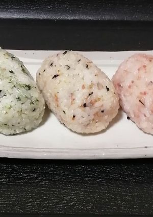 おこわ風おにぎり-レシピのメイン写真