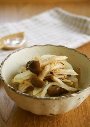 しめじ・もやしの酢の物♪食感＆風味よし！-レシピのメイン写真