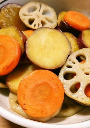 さつまいもと人参と蓮根の甘辛炒め-レシピのメイン写真