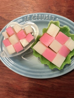 お弁当に*市松模様の蒲鉾-レシピのメイン写真
