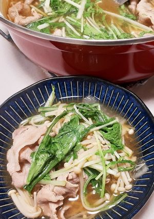 たっぷり水菜と豚薄切り肉のいりこ出汁鍋-レシピのメイン写真