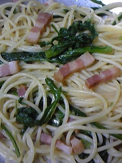 春菊とベーコンのパスタ-レシピのメイン写真