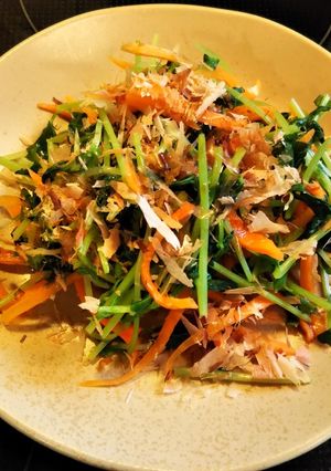 簡単おかず☆豆苗とにんじんの鰹ポン酢かけ-レシピのメイン写真