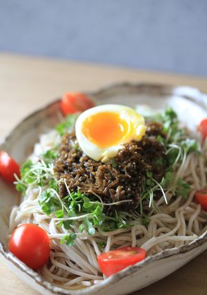 さっぱりヘルシー！ モズクのサラダ蕎麦-レシピのメイン写真