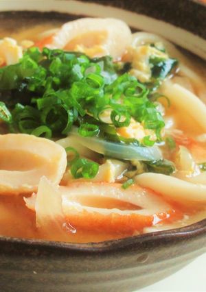 〖 ちくわと生わかめの卵とじうどん 〗-レシピのメイン写真