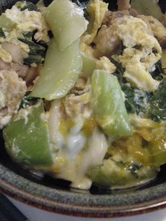 チンゲン菜としめじの卵とじ丼-レシピのメイン写真