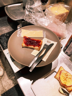 いちごジャムトースト-レシピのメイン写真