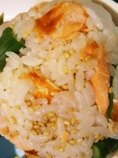 鮭とアスパラのおにぎり-レシピのメイン写真