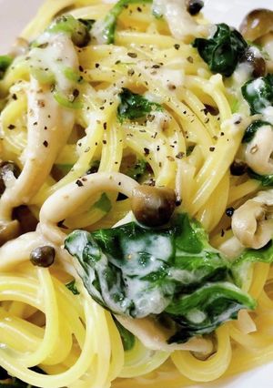 ほうれん草としめじのクリームスパゲティ-レシピのメイン写真