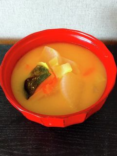 南瓜 大根 白葱 人参 味噌汁-レシピのメイン写真