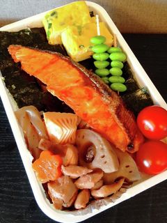 お弁当(5/12)塩鮭-レシピのメイン写真