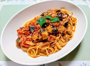簡単ランチ！トマト缶ナスベーコンのパスタ-レシピのメイン写真