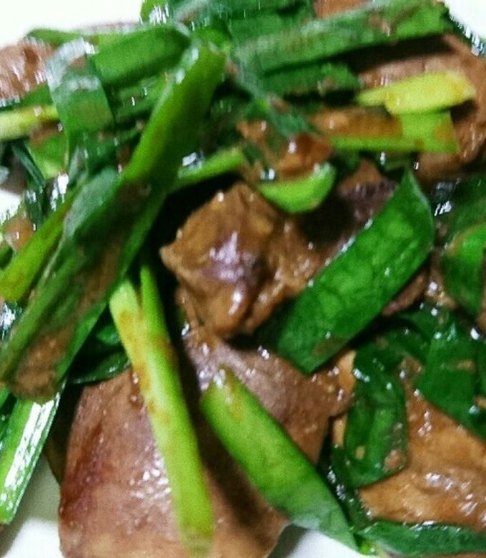 鶏レバーとにらの赤味噌炒め-レシピのメイン写真