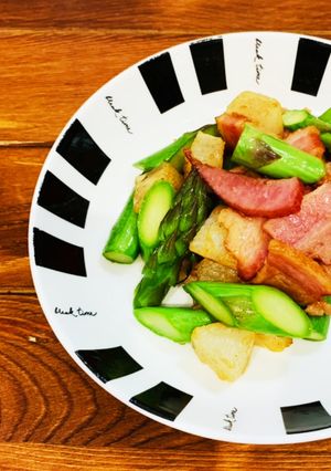 大根とアスパラとベーコンの醤油炒め-レシピのメイン写真