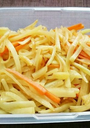 ブロッコリーの茎とじゃがいものきんぴら-レシピのメイン写真