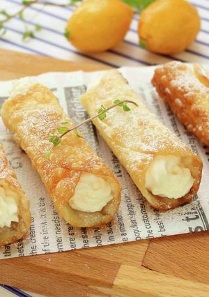 餃子の皮でカンノーリ風 ＊レモンクリーム-レシピのメイン写真