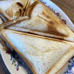 รูปของ チーズダッカルビ風ホットサンド