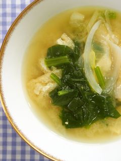 5分でお味噌汁!新玉ねぎとほうれん草味噌-レシピのメイン写真