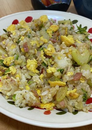 卵とベーコンとセロリの炒飯♪^ - ^-レシピのメイン写真