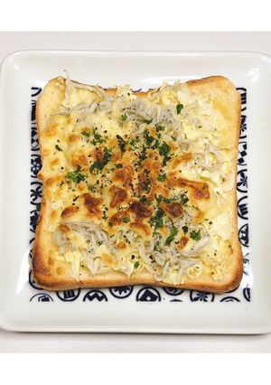 しらすと春キャベツのチーズトースト-レシピのメイン写真